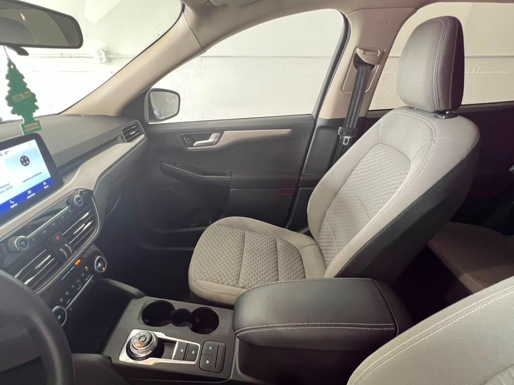 2020 Ford Escape SE - Photo 13